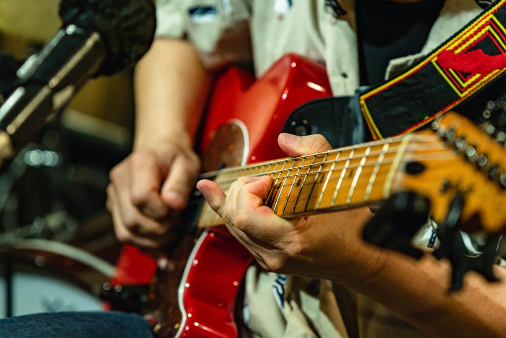 音楽活動　働きながら　続ける